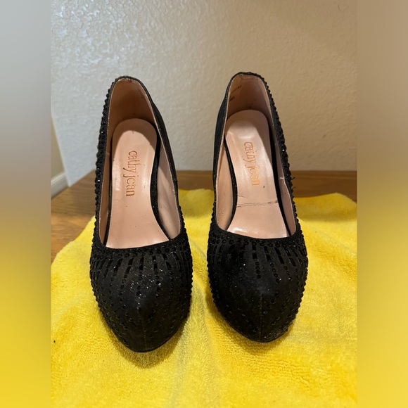 Cathy Jean Heels - Picture 8 of 8